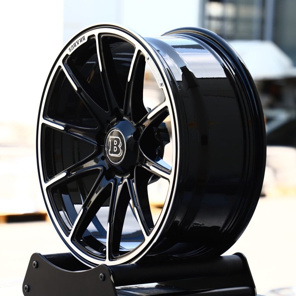 Brabus Gloss Black 10-Spoke Machined Lip Forged Wheels - Mercedes-Benz G-Class / Mercedes-Benz GLE Fitment (5-Lug) view 4
