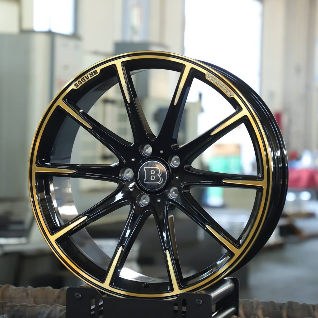 Mercedes-Benz G-Class wheels – Brabus Gloss Black / Gold 10-Spoke Machined Lip, front view