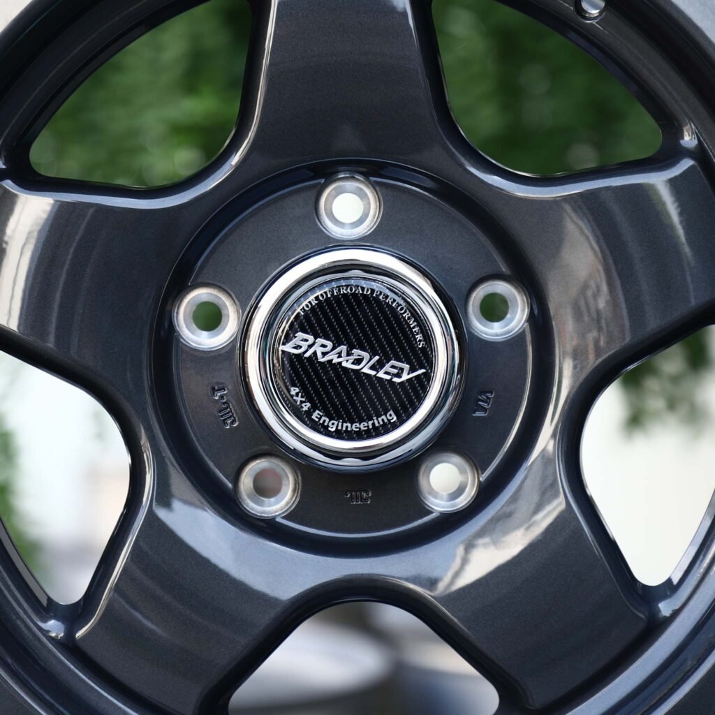 Jeep Gladiator wheels – Gloss Black 5-Spoke Polished Lip (Bradley-Style), lip and barrel detail