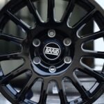 ANK-75699 — спицы крупным планом