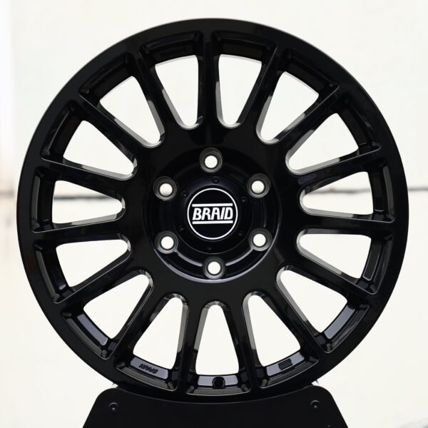 Chevrolet Silverado 1500 wheels – Gloss Black Multi-Spoke (Braid-Style), front view