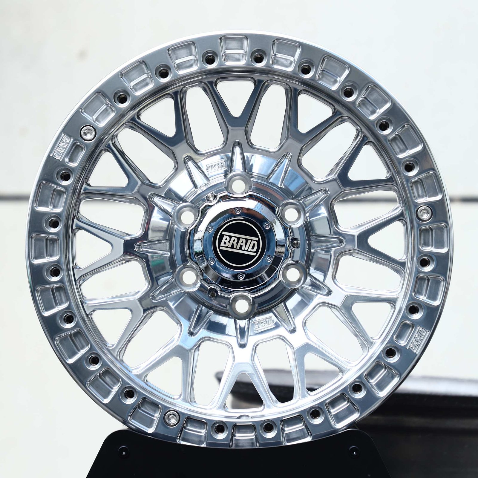 Ford F-150 wheels – Mirror Polished Mesh Beadlock (Braid-Style), front view