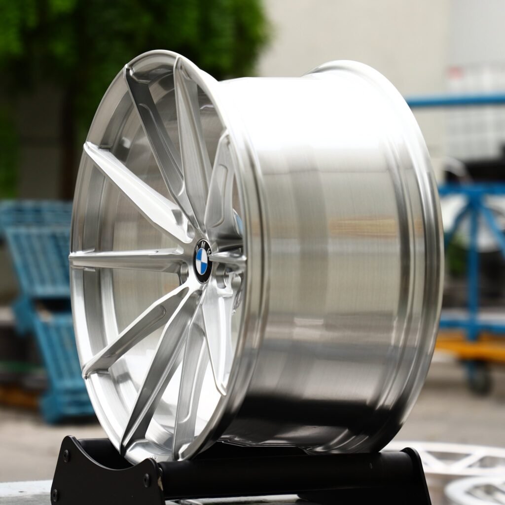 5x112 wheels – Bright Silver 10-Spoke, side view