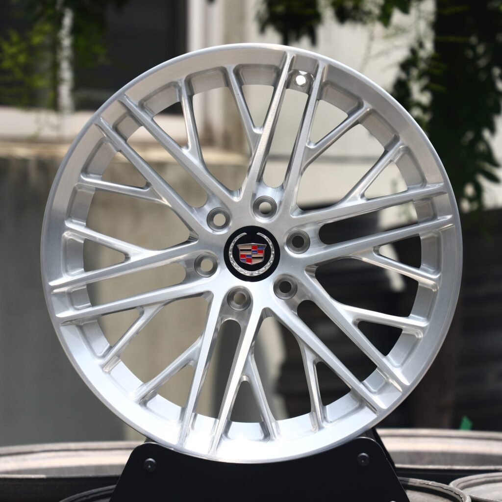 Cadillac CT5 wheels – Bright Silver 10 Y-Spoke, front view