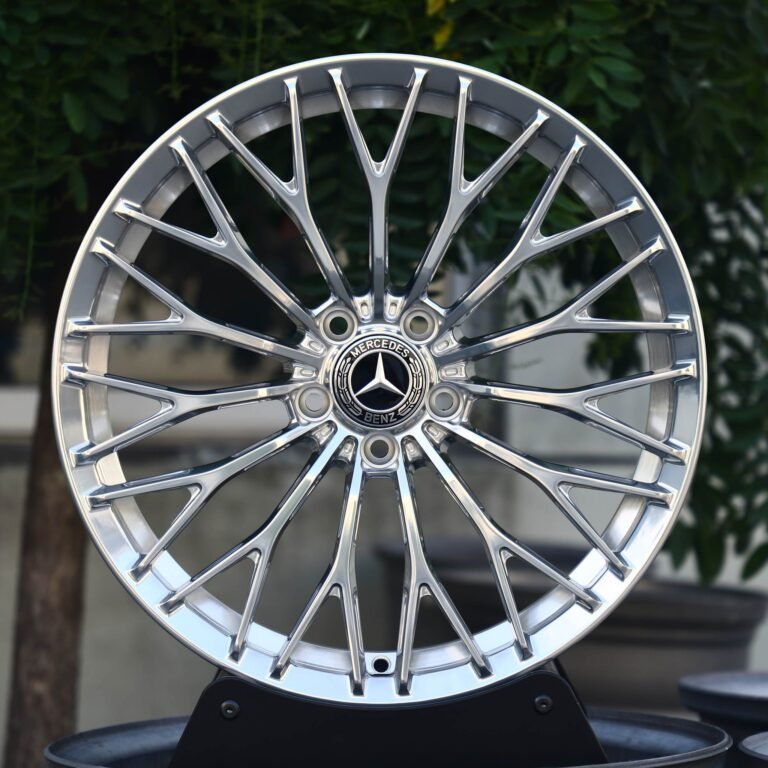 Mercedes-Benz E-Class wheels – Bright Silver 15 Y-Spoke, front view
