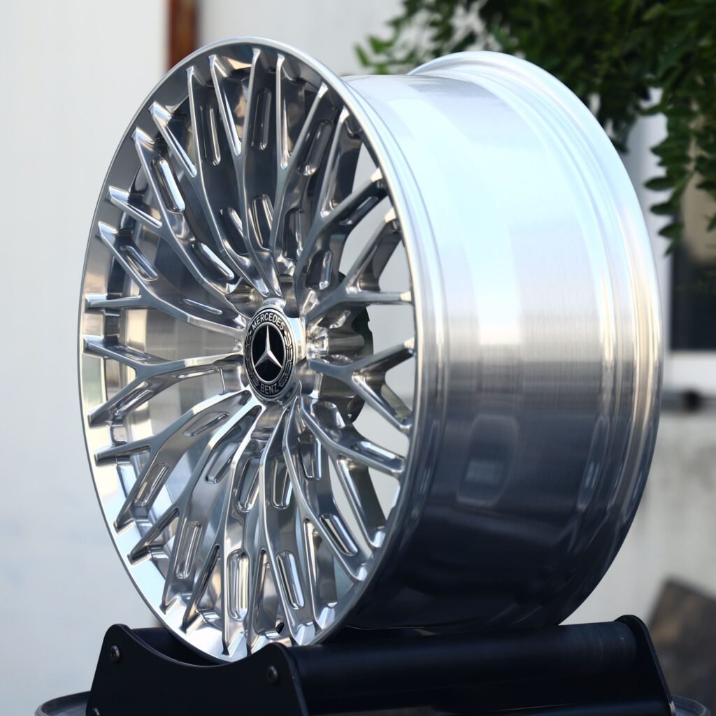5x112 wheels – Bright Silver 15 Y-Spoke, side view