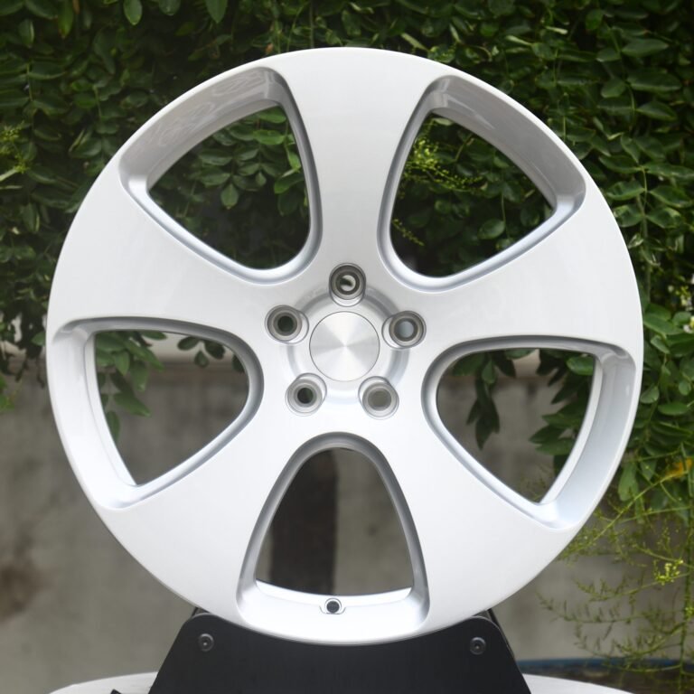 Audi A6 wheels – Bright Silver 5-Spoke, front view