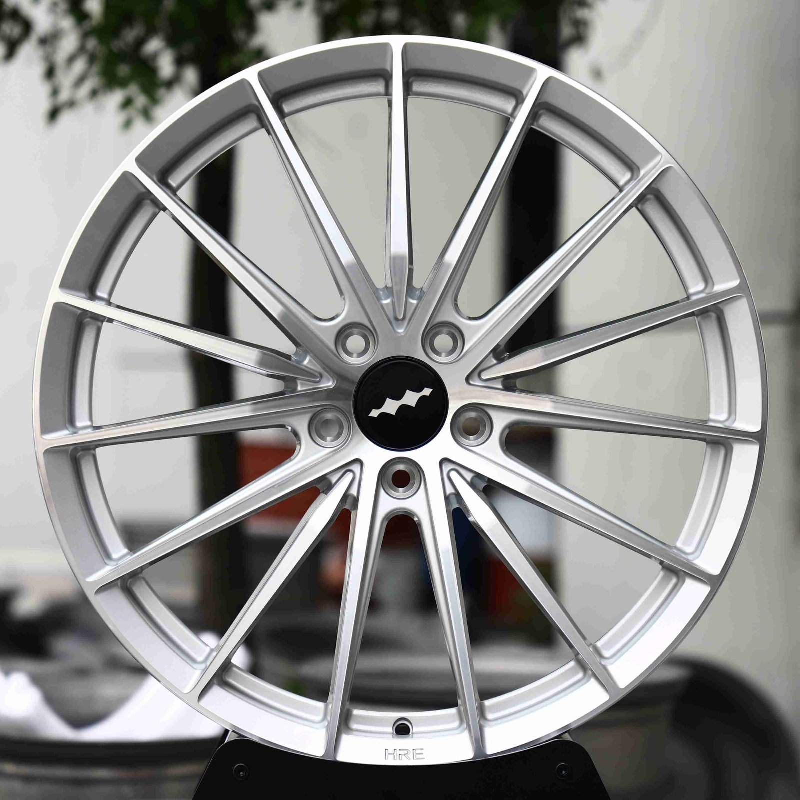 Buick Regal wheels – Bright Silver 5 W-Spoke (Buick OEM-Style), front view