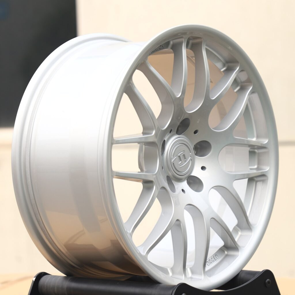 BMW M4 F82 wheels – Bright Silver 8 Y-Spoke, lip and barrel detail