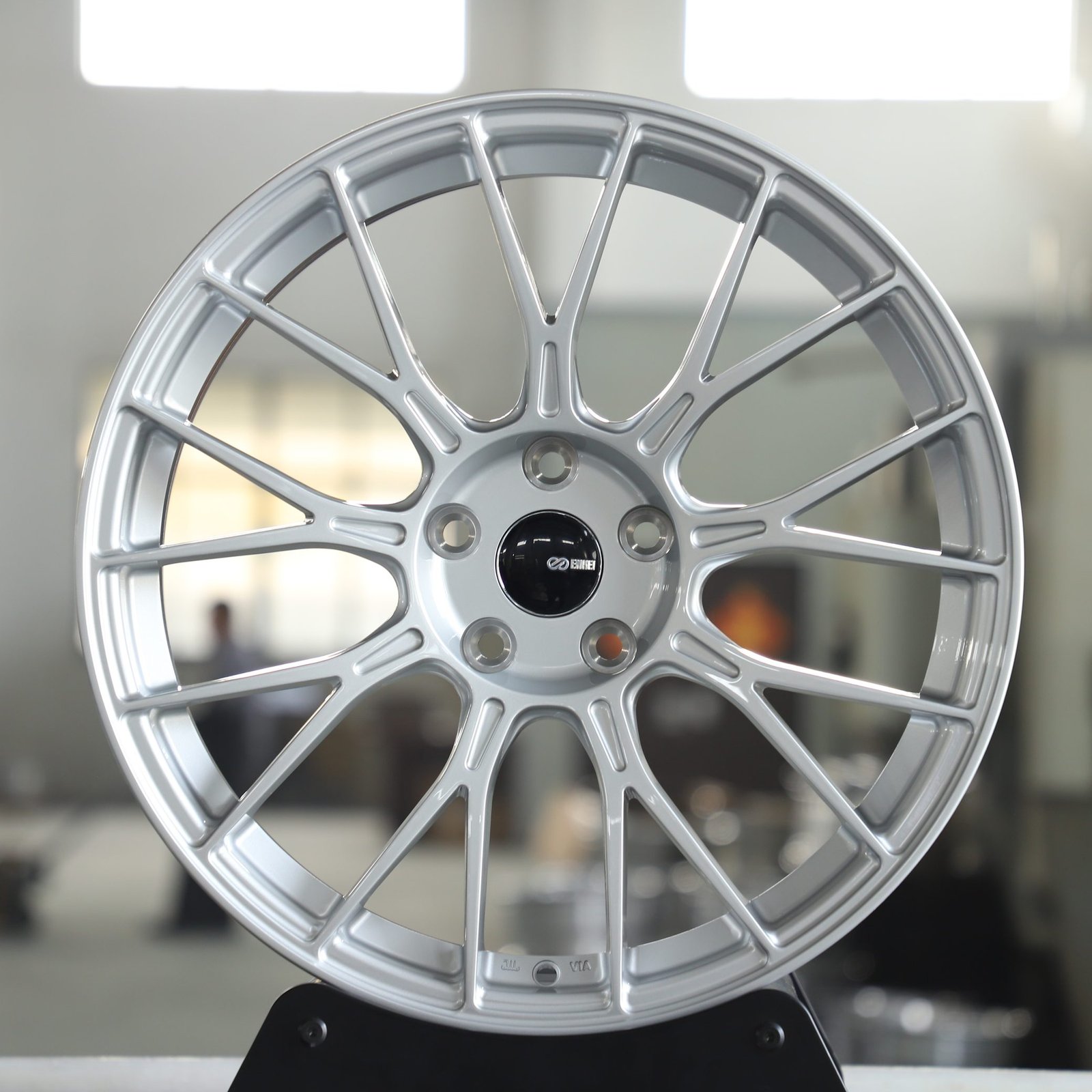 Toyota GR86 wheels – Bright Silver 9 Y-Spoke, front view
