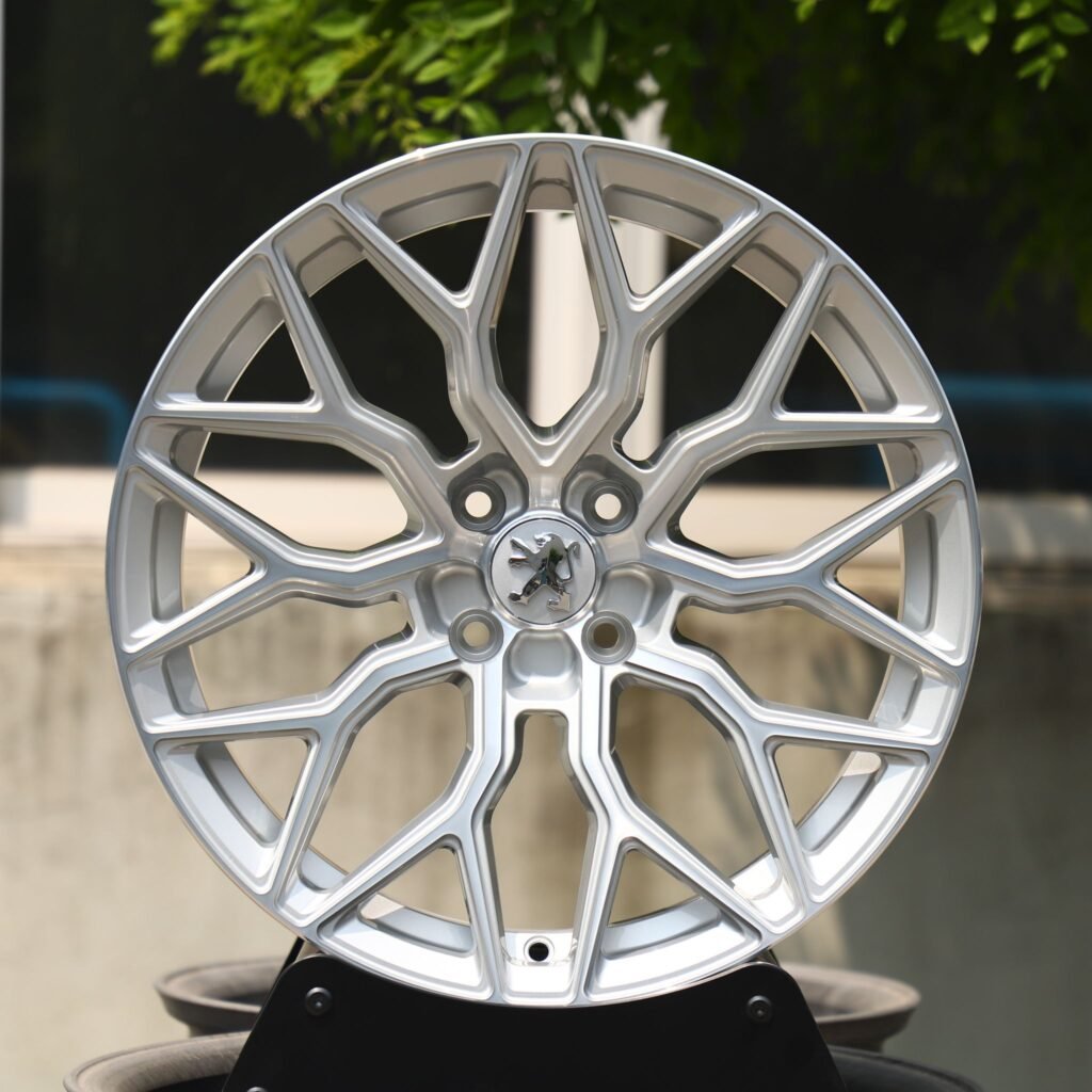 Peugeot 508 wheels – Bright Silver Custom (Peugeot OEM-Style), front view