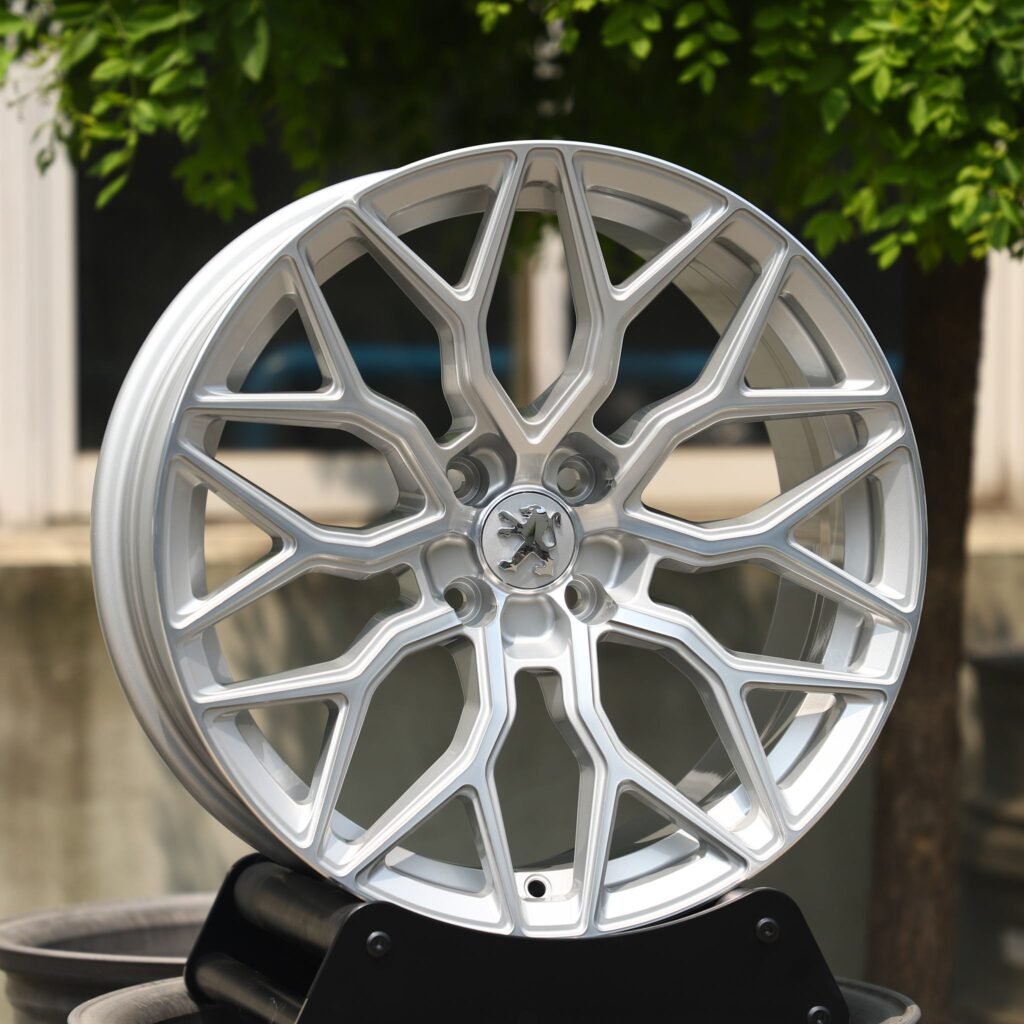 Peugeot 3008 wheels – Bright Silver Custom (Peugeot OEM-Style), angled view