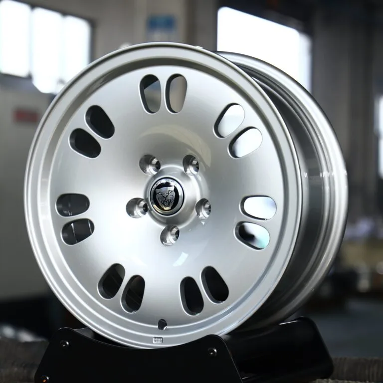 Jaguar F-Type wheels – Bright Silver Custom (Jaguar OEM-Style), front view