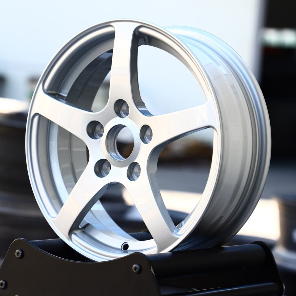 BMW M3 wheels – Bright Silver Custom, angled view