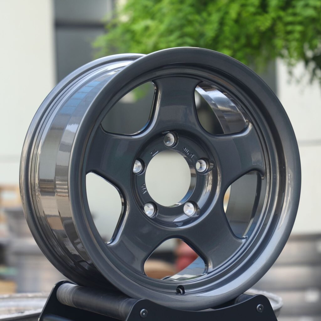 5x127 wheels – Bright Silver Deep Lip, side view