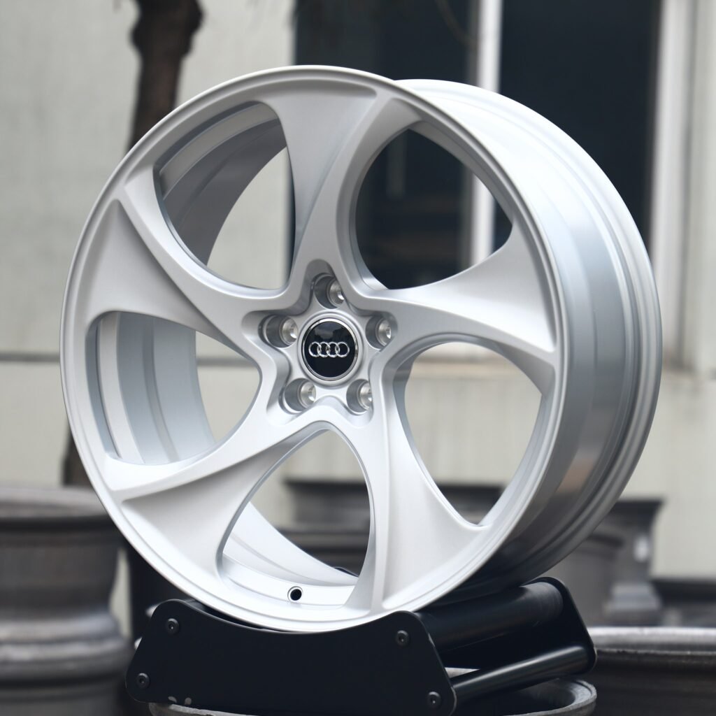 Audi A6 C8 wheels – Bright Silver Directional Milled (Audi OEM-Style), angled view