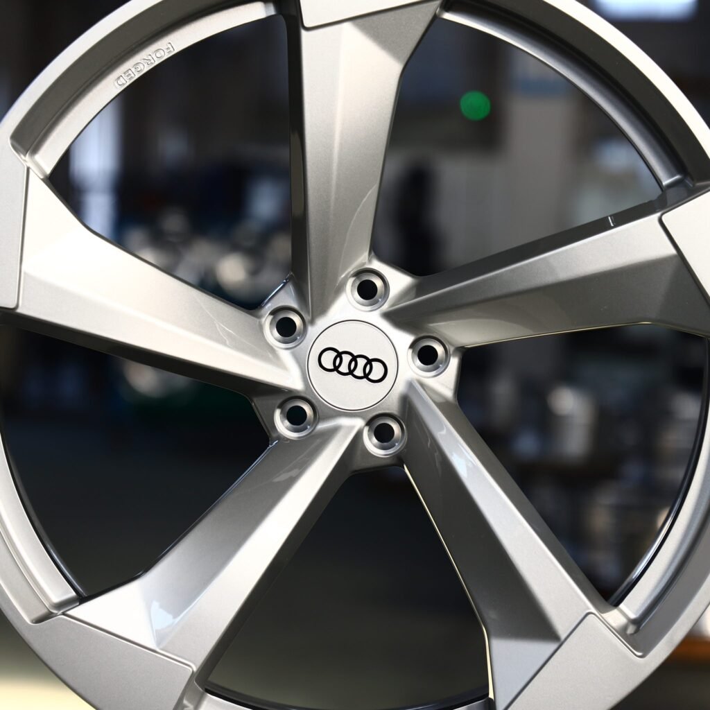 Audi RS3 8Y wheels – Bright Silver Directional Milled, lip and barrel detail