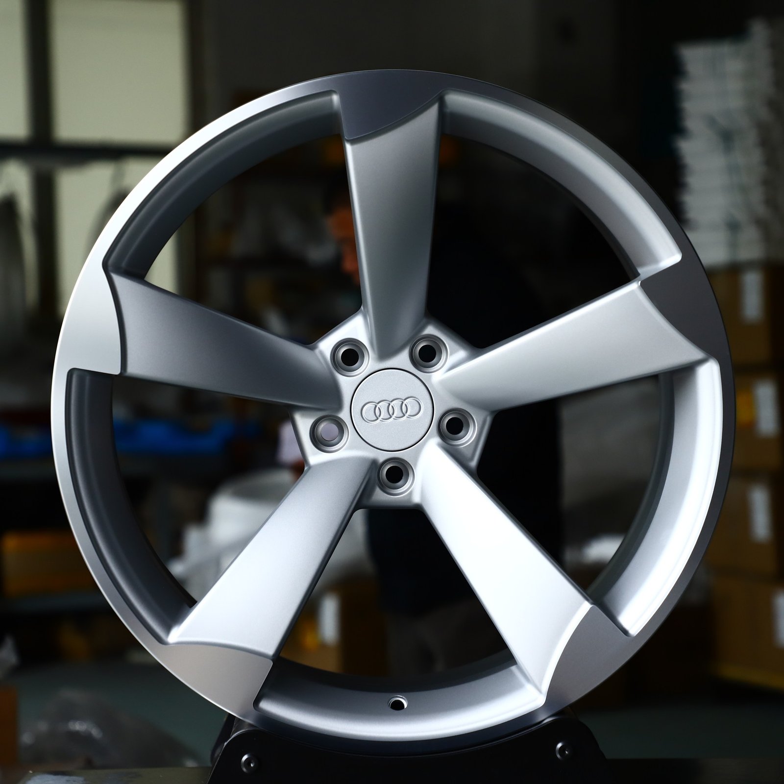 Audi A4 wheels – Bright Silver Directional Milled, front view