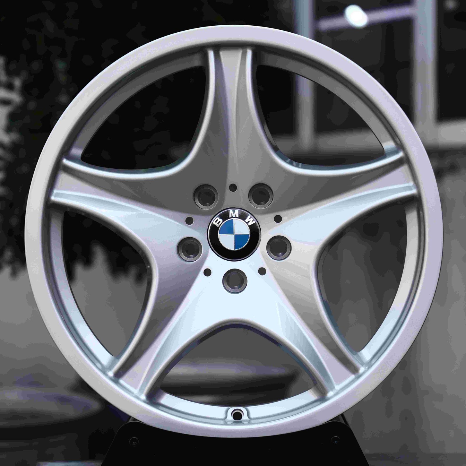 BMW M3 wheels – Bright Silver, front view