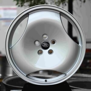 Bright Silver Forged Wheels – Land Rover Range Rover / Land Rover Defender Fitment (5-Lug)