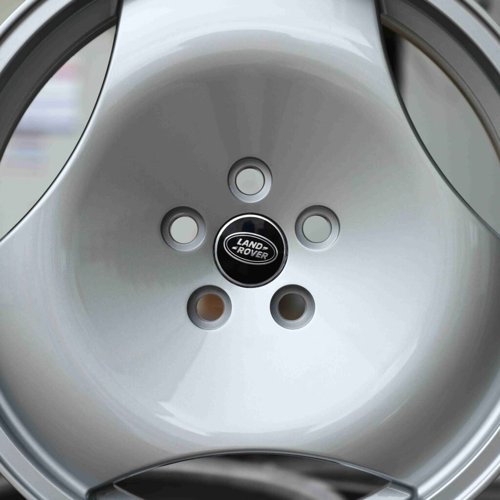 Bright Silver Forged Wheels - Land Rover Range Rover / Land Rover Defender Fitment (5-Lug) view 4