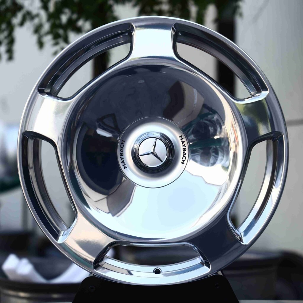 Mercedes-Benz E-Class wheels – Bright Silver, front view