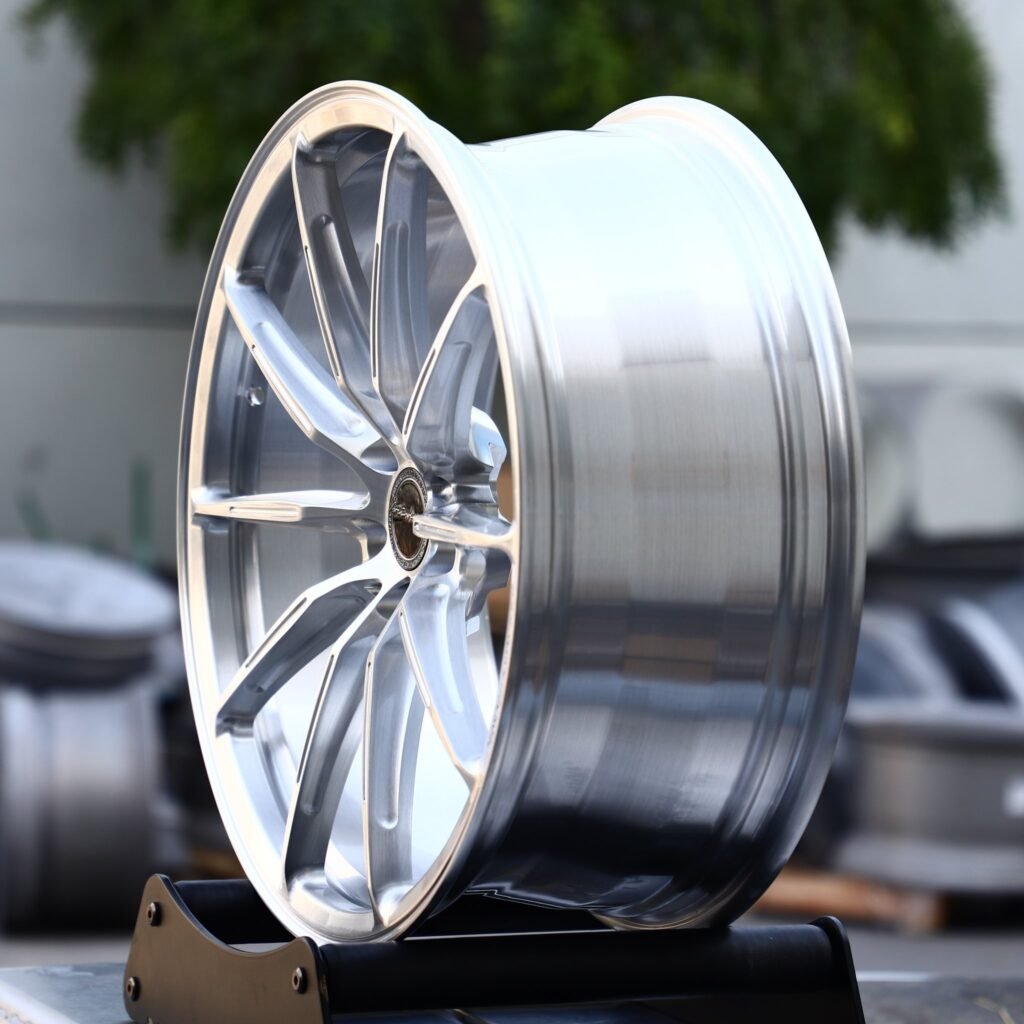 Lamborghini Urus wheels – Brixton Matte Silver 10-Spoke, angled view