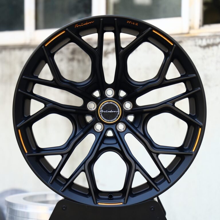 Porsche 911 wheels – Matte Black 10 Y-Spoke Gold Pinstripe (Brixton-Style), front view