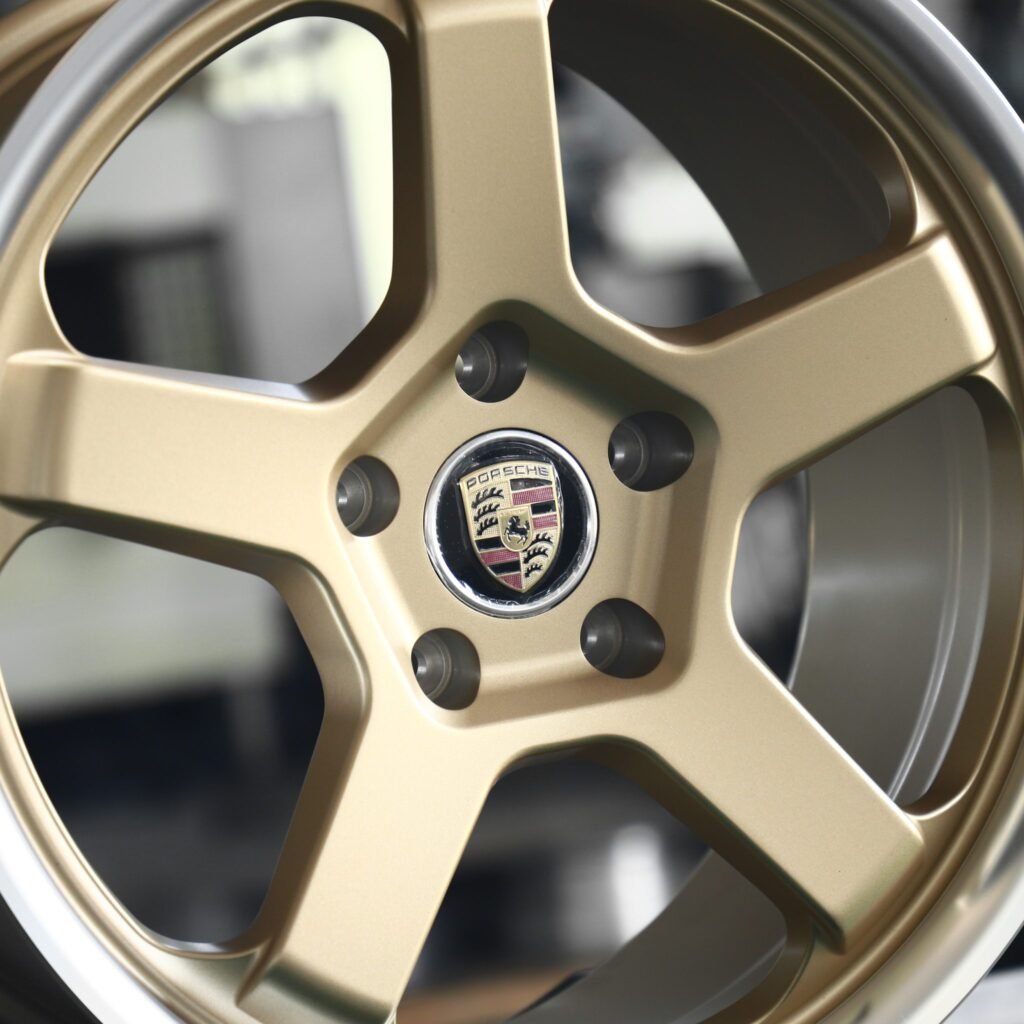 Porsche 911 wheels – Bronze 5-Spoke Deep Lip, lip and barrel detail