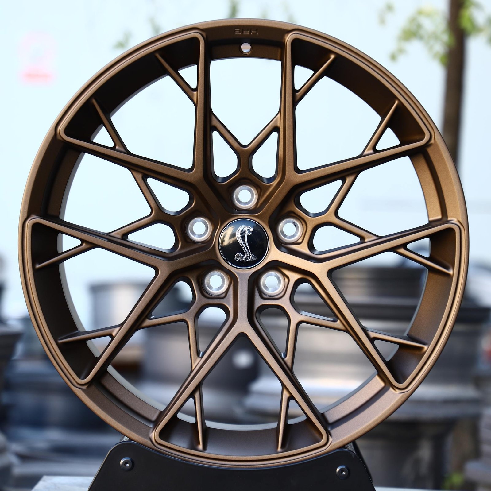 Ford Mustang wheels – Bronze Cross-Spoke (Shelby-Style), front view