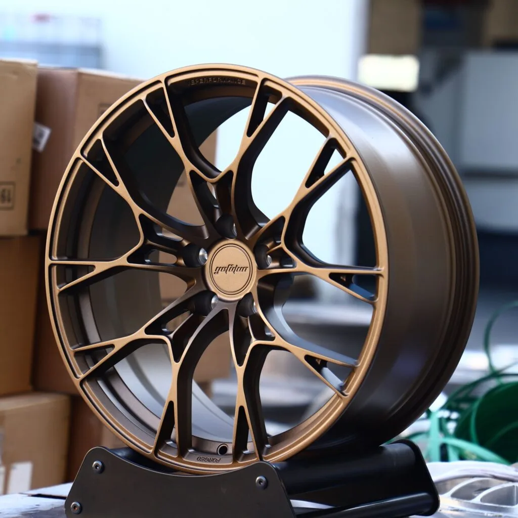 Audi R8 wheels – Bronze Cross-Spoke, angled view