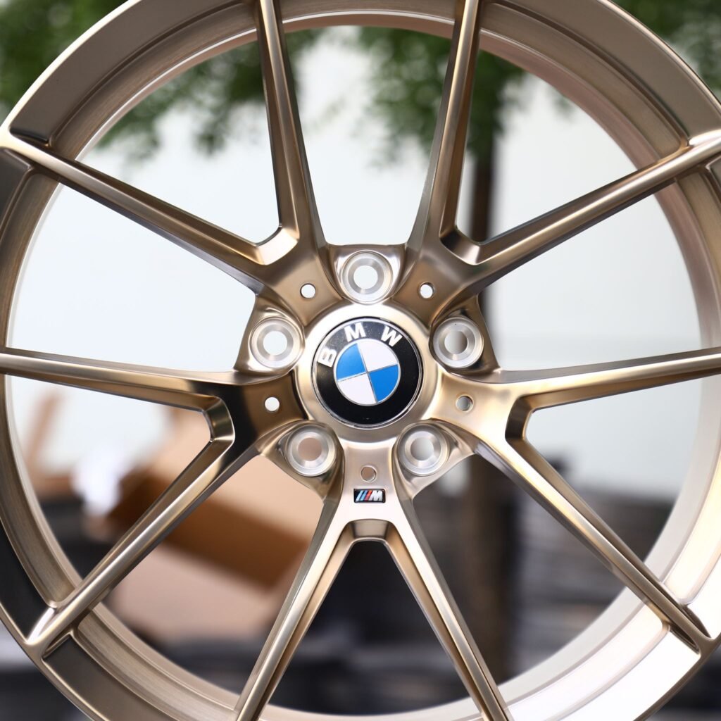 Audi A4 B9 wheels – Bronze Custom, lip and barrel detail