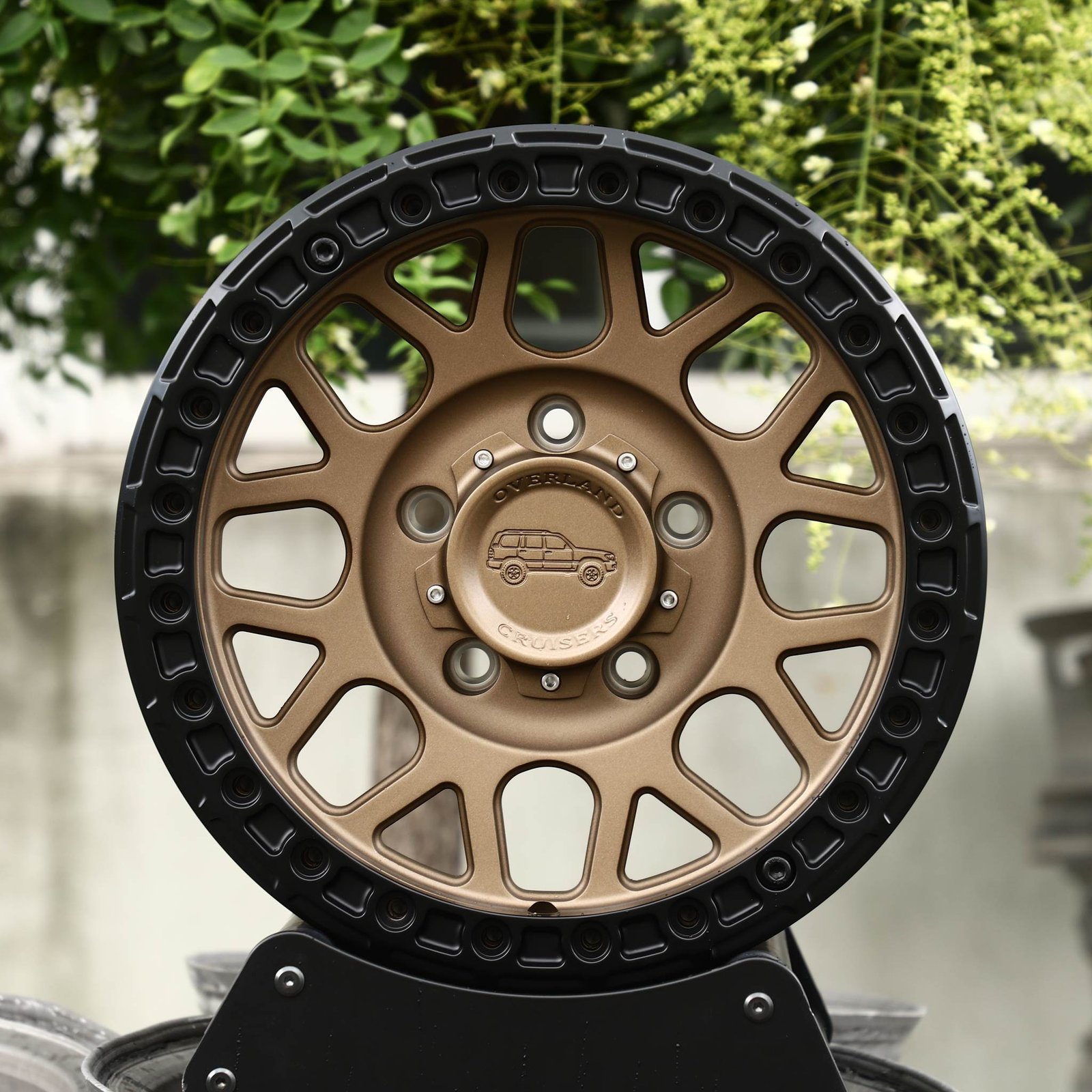 Toyota 4Runner wheels – Bronze / Gloss Black, front view