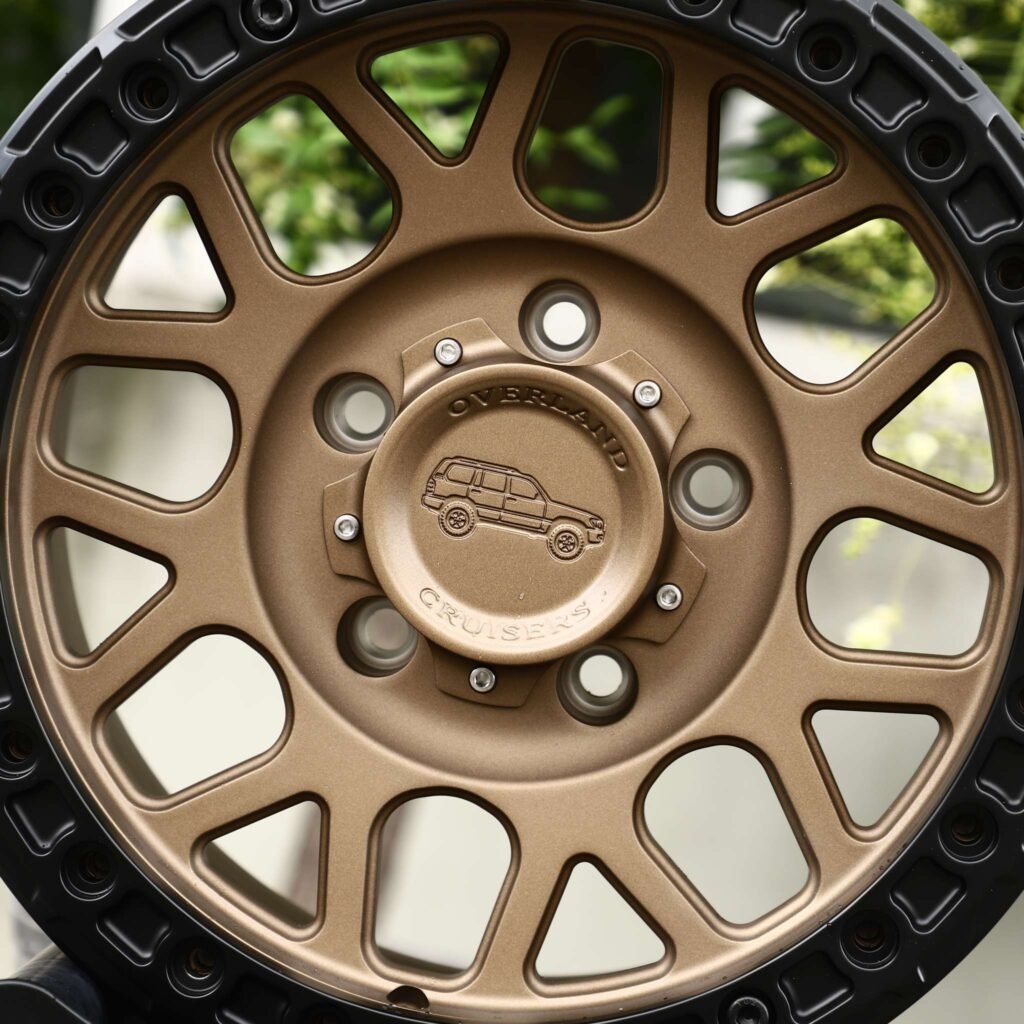 Chevrolet Silverado 1500 wheels – Bronze / Gloss Black, lip and barrel detail
