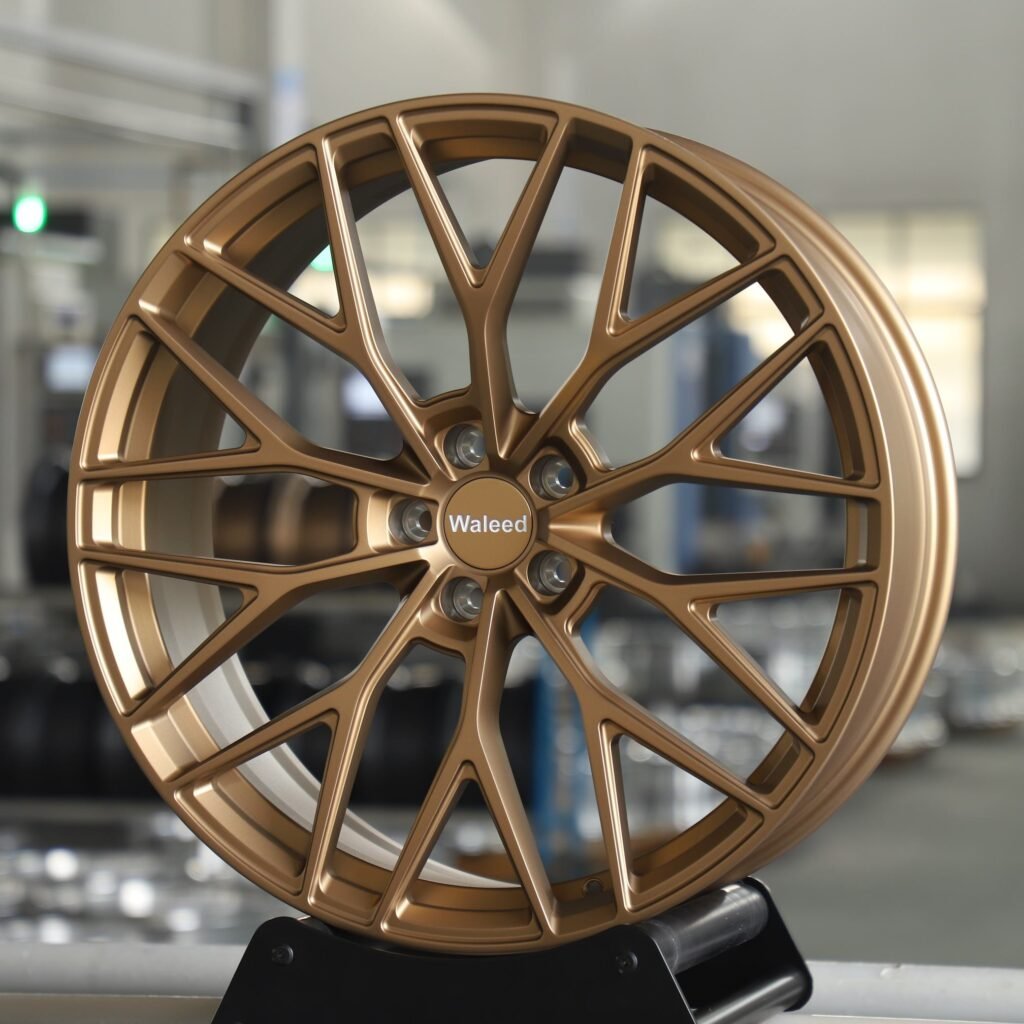 Audi RS5 wheels – Bronze Gold 10 Y-Spoke, angled view