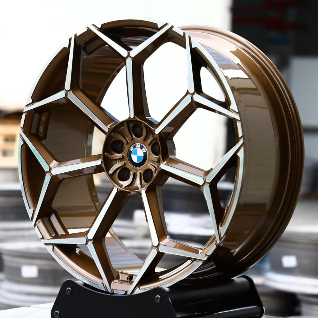 BMW M5 wheels – Bronze Machined Face, angled view