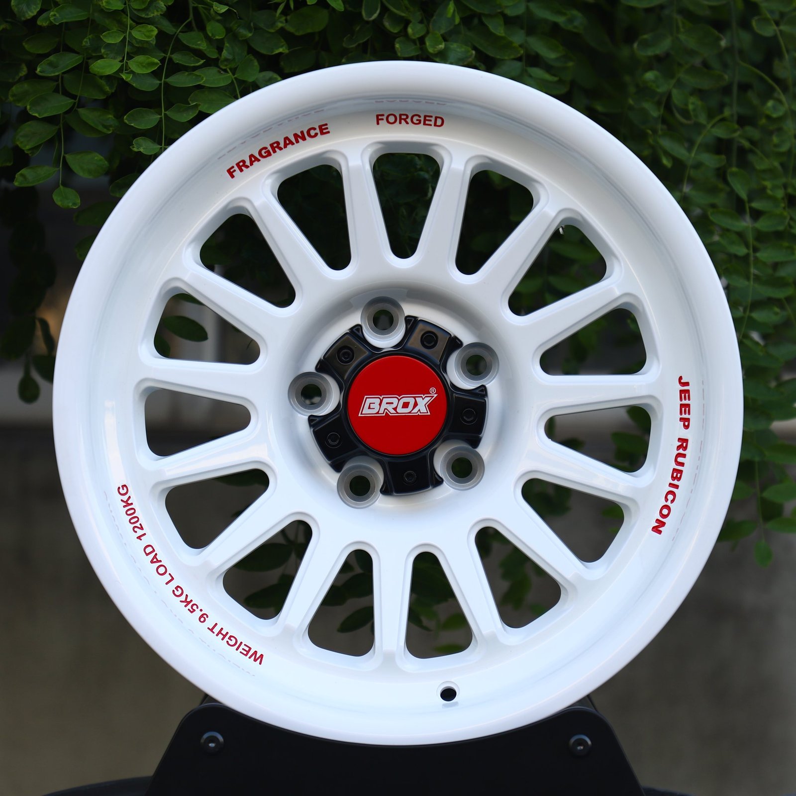 Porsche 911 wheels – Brox Gloss White 15-Spoke Deep Lip, front view