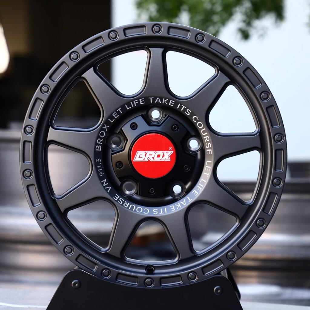 Jeep Wrangler wheels – Brox Metallic Gray Exposed Bolt Detail Deep Lip, front view
