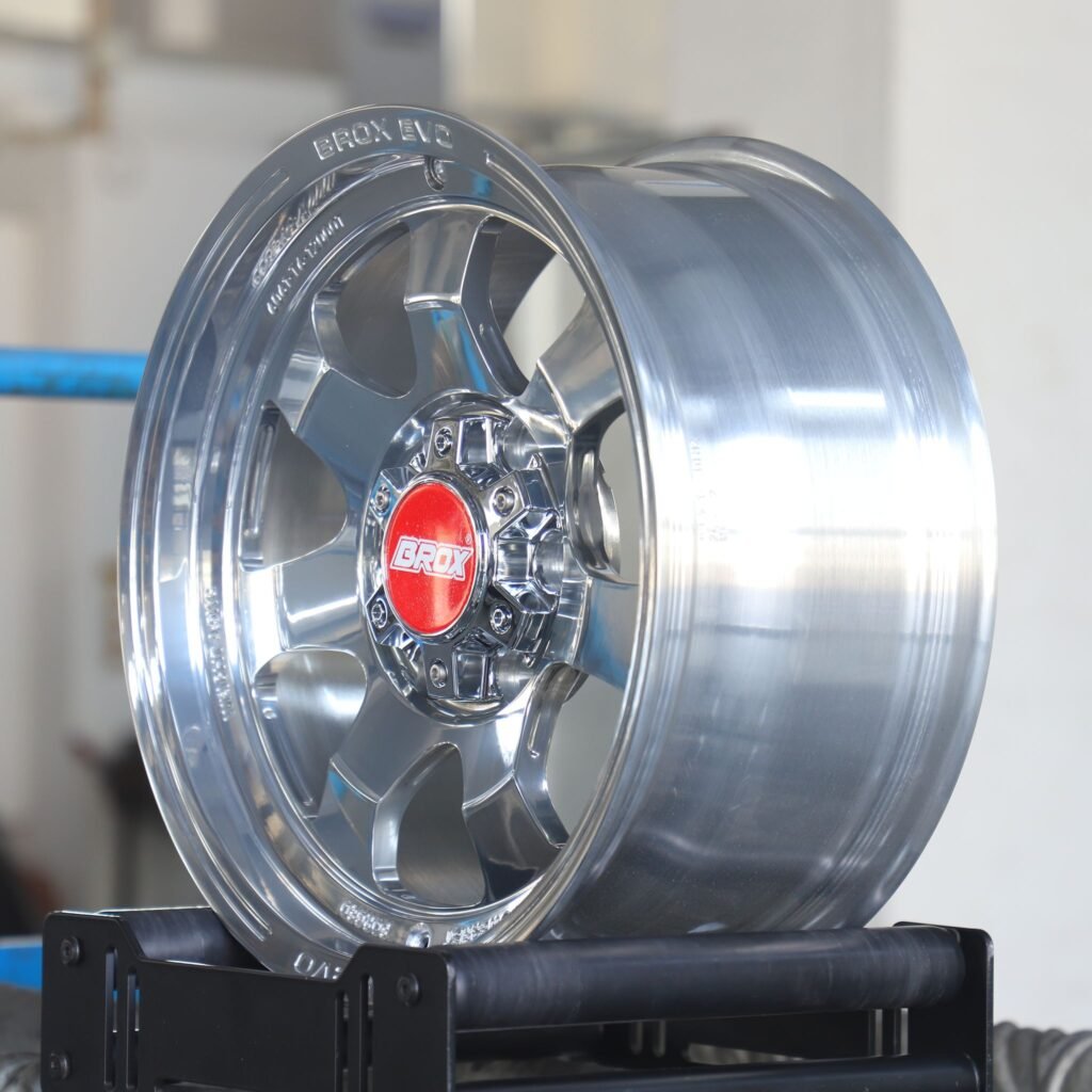 6x139.7 wheels – BROX Silver 7-Spoke Deep Lip, side view