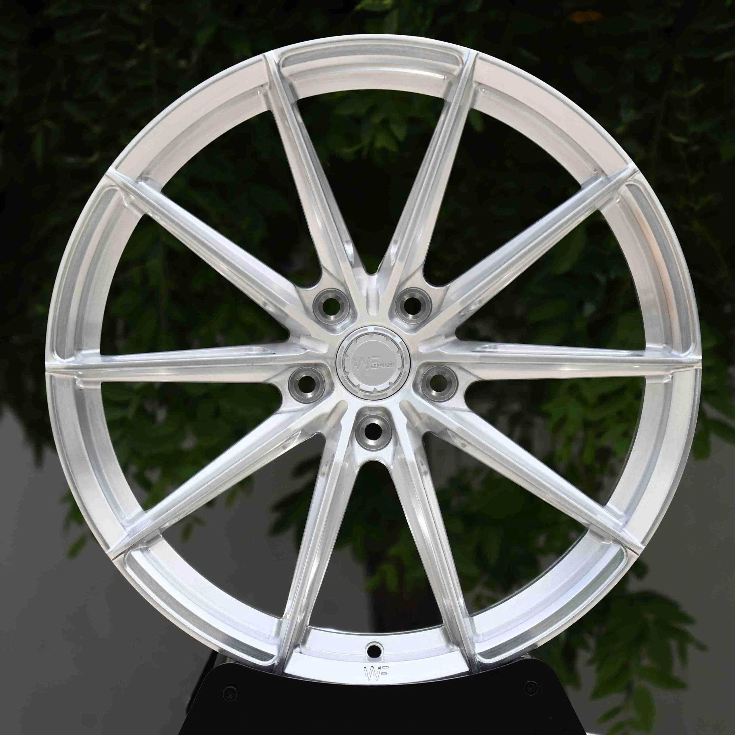 Audi RS3 wheels – Brushed Silver 10-Spoke (Wheelforce-Style), front view