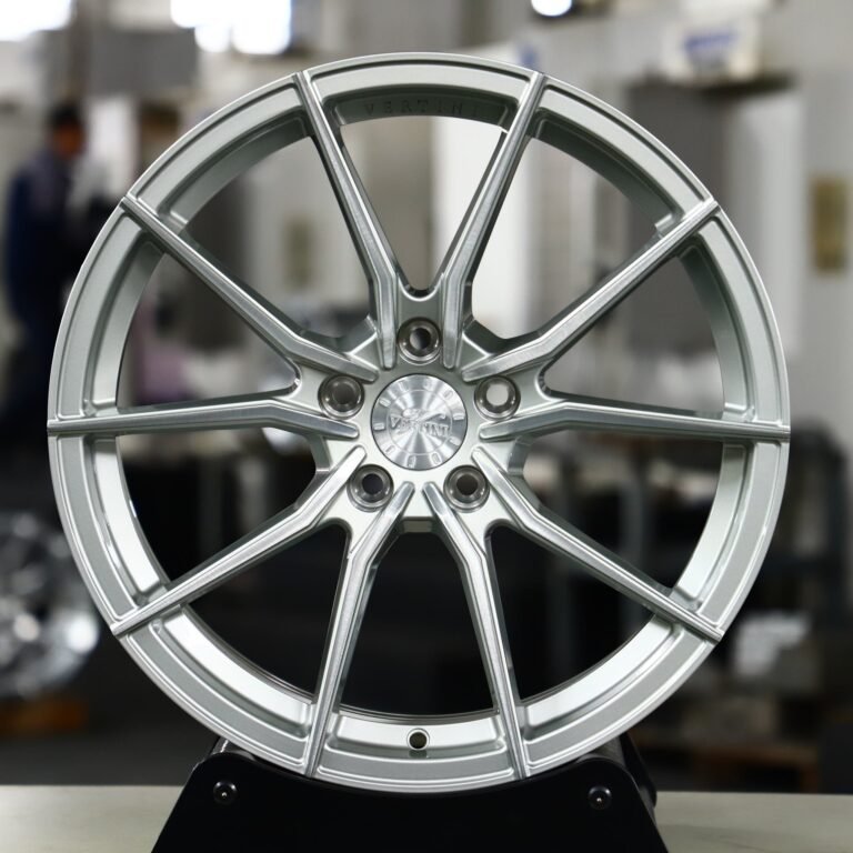Audi RS3 wheels – Brushed Silver 10-Spoke, front view
