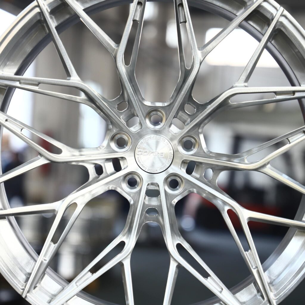 Ford Mustang S550 wheels – Brushed Silver 10 Y-Spoke Side-Milled, lip and barrel detail