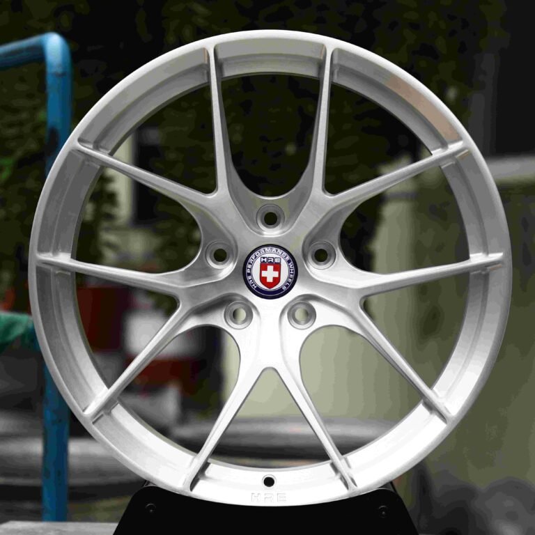 BMW 3 Series F30 wheels – Brushed Silver 5 Y-Spoke, front view