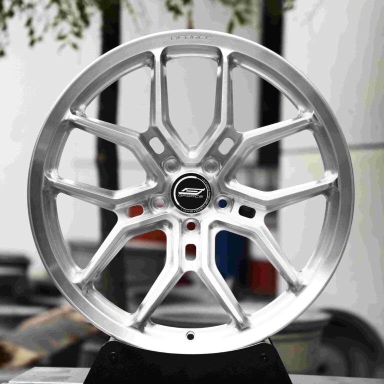 Toyota GR86 wheels – Brushed Silver 5 Y-Spoke, front view