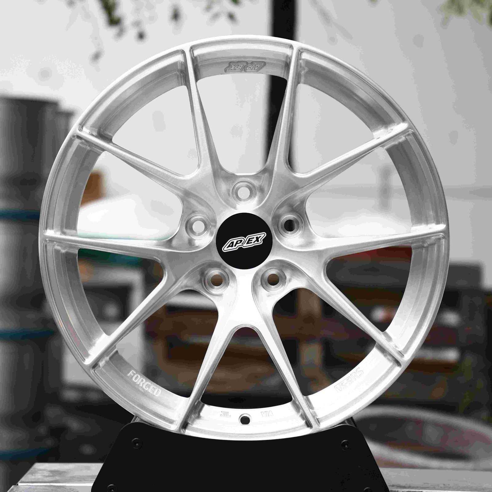 Toyota GR86 wheels – Brushed Silver 5 Y-Spoke, front view