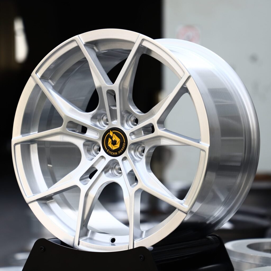 BMW M3 wheels – Brushed Silver 5 Y-Spoke, angled view