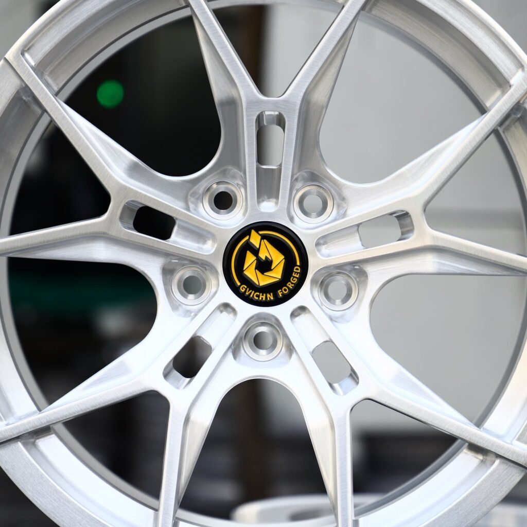 BMW M4 F82 wheels – Brushed Silver 5 Y-Spoke, lip and barrel detail