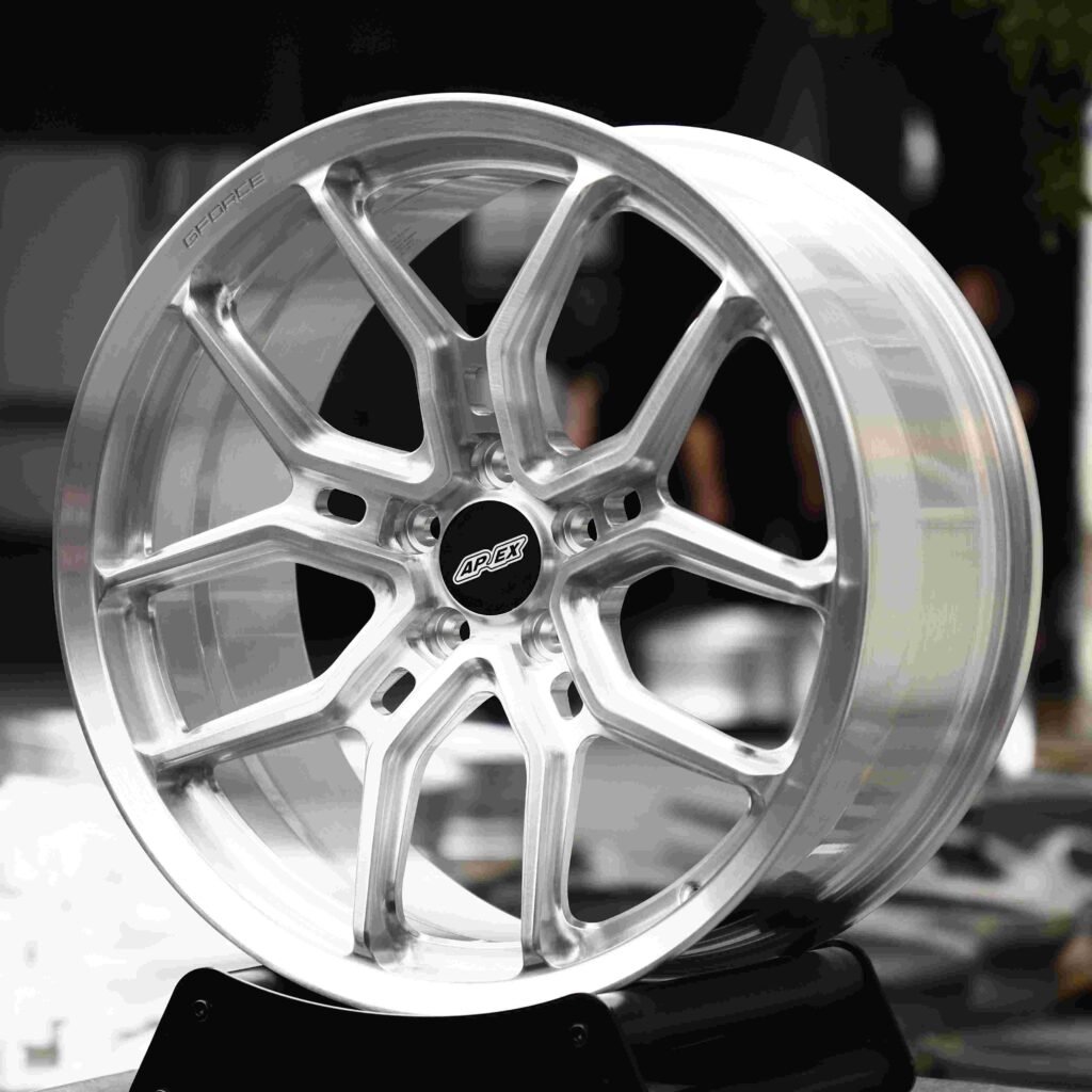 BMW 3 Series F30 wheels – Brushed Silver 5 Y-Spoke Petal (APEX-Style), angled view