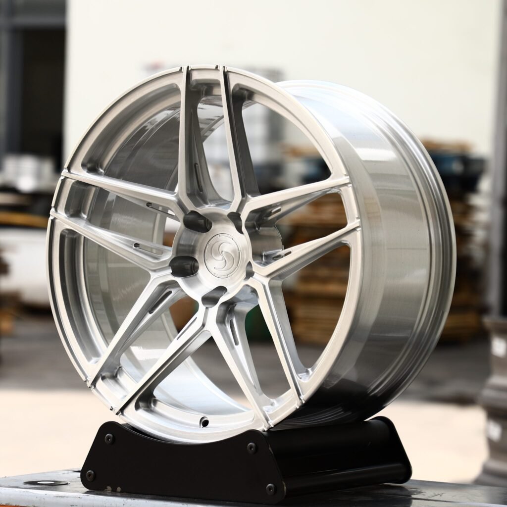BMW 3 Series F30 wheels – Brushed Silver 5 Y-Spoke Side-Milled, angled view