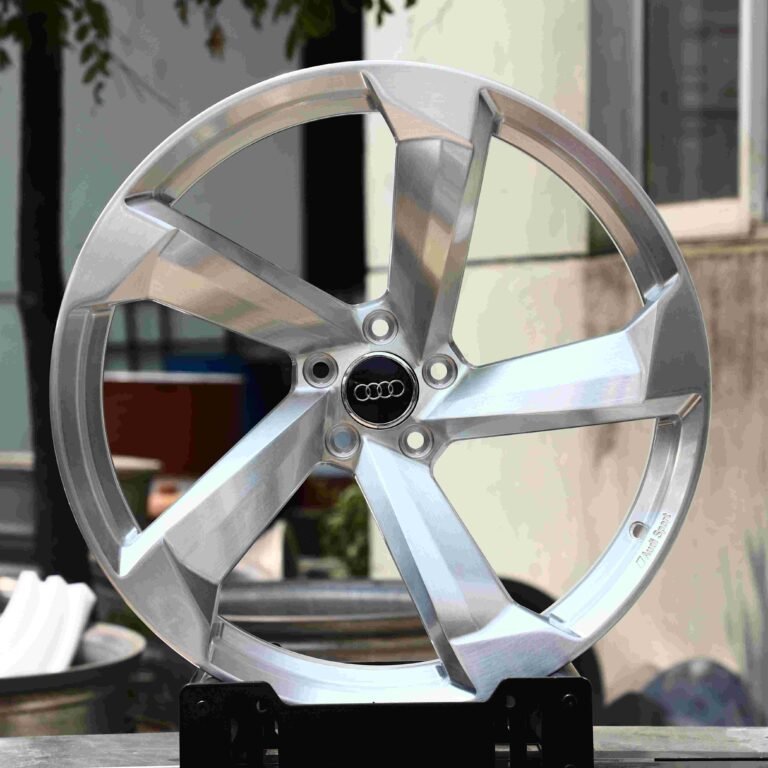 Audi A4 wheels – Brushed Silver Directional Milled, front view